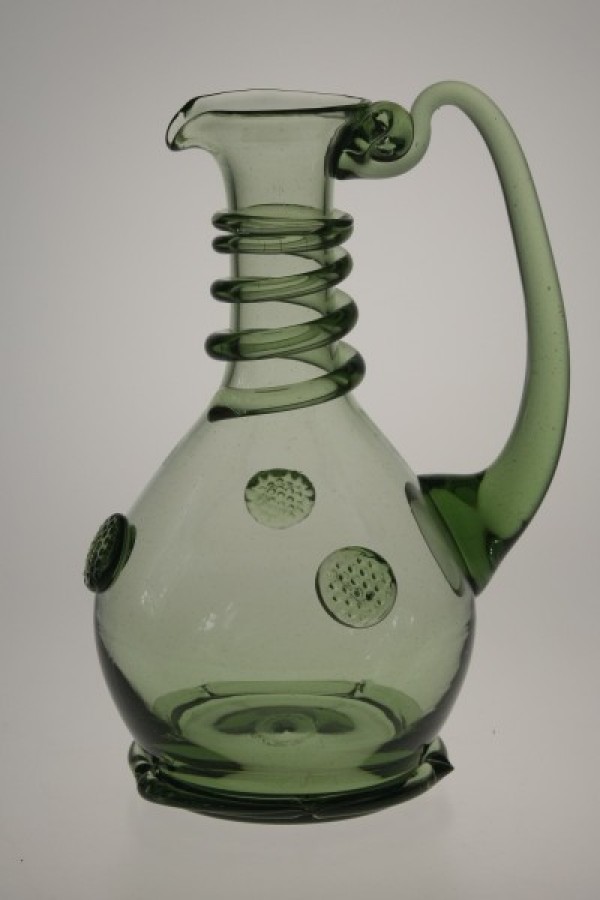 Carafe - 01 - historical glass