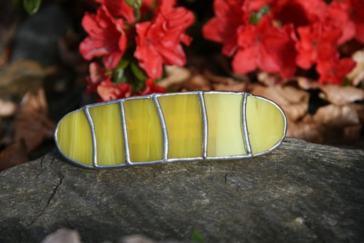 hair clip yellow - historical glass