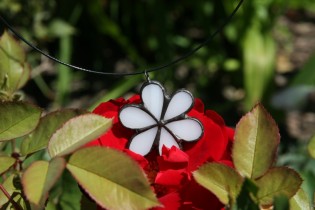jewel flower white2 - historical glass