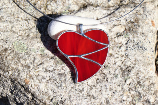 jewel heart big red - historical glass