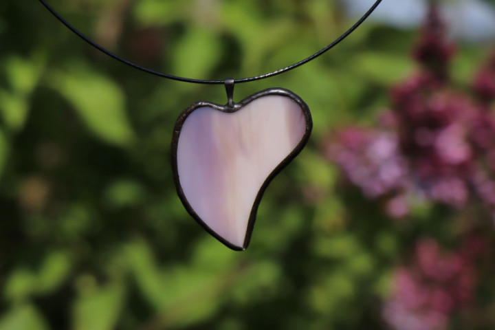 jewel heart purple - historical glass