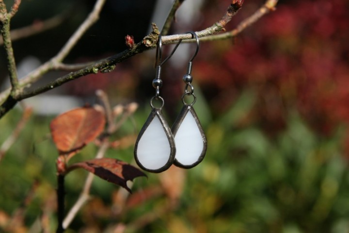 earrings white with patina - historical glass