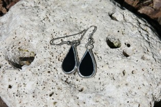 earrings black small - historical glass