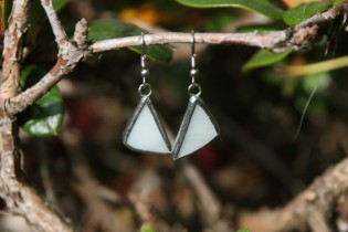 earrings snow - historical glass