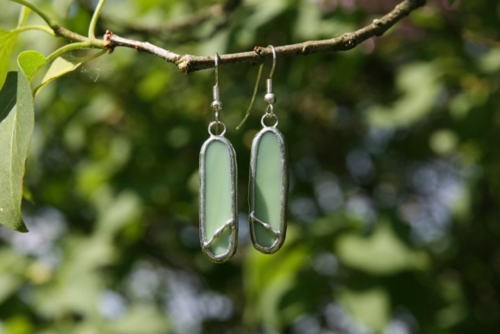 earrings green decorated2 - historical glass