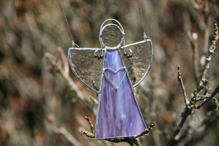 Angel purple - historical glass