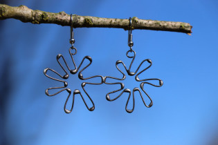 earrings flower - historical glass
