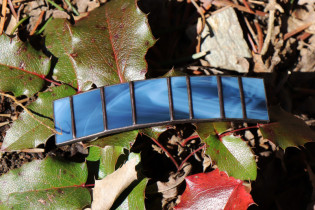 hair clip blue - historical glass