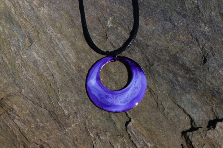 Jewelry of resin - historical glass