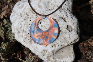 Jewelry of resin - historical glass