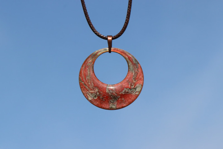Jewelry of resin - historical glass