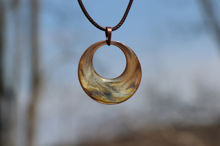 Jewelry of resin - historical glass