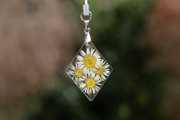 flower - historical glass